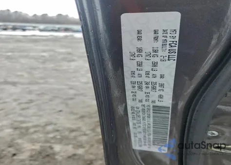 2018 Jeep Compass Latitude из США, поврежденный, VIN 3C4NJDBB3JT307255